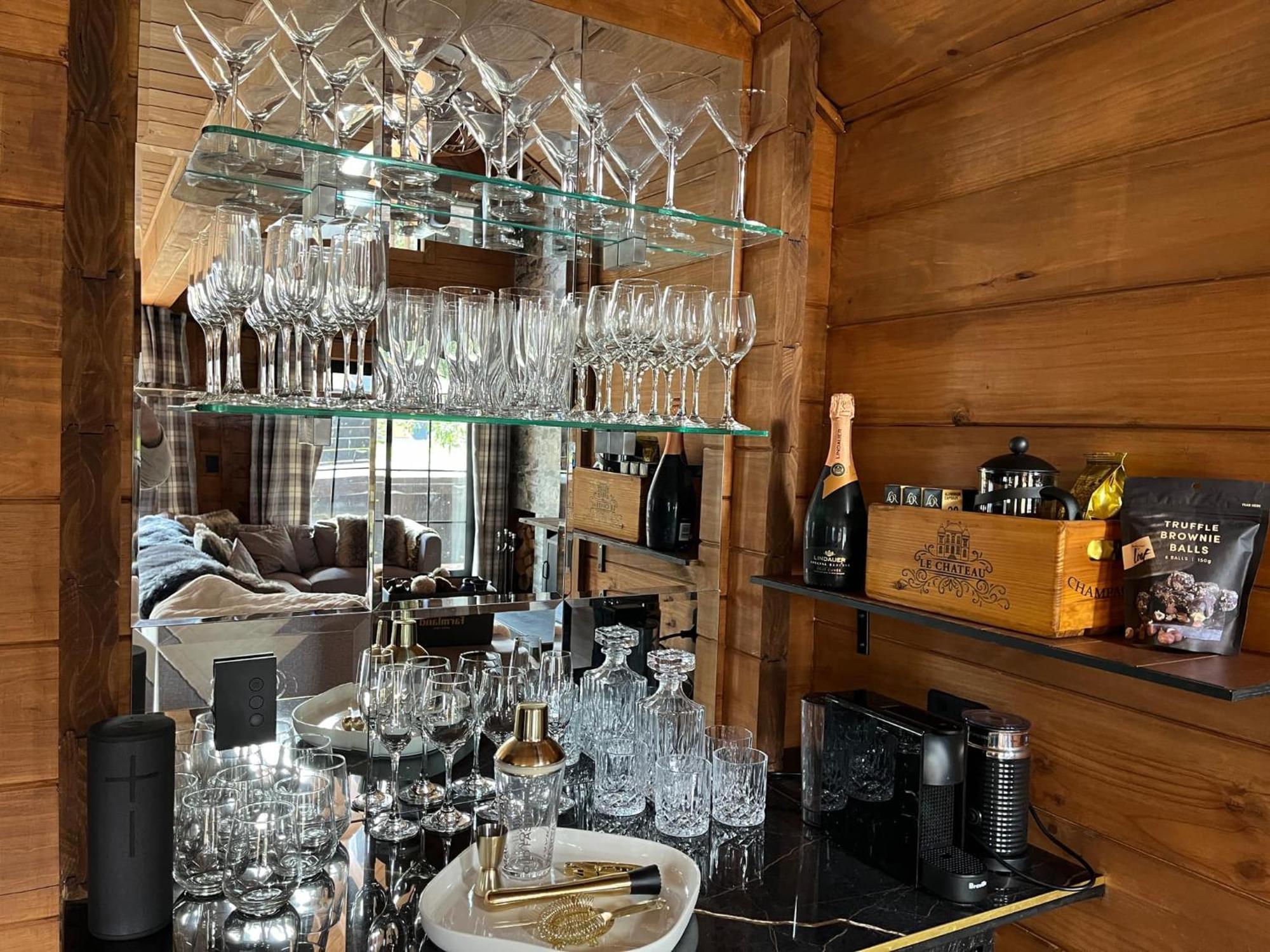 The Bavarian Chalet Огакуне Екстер'єр фото